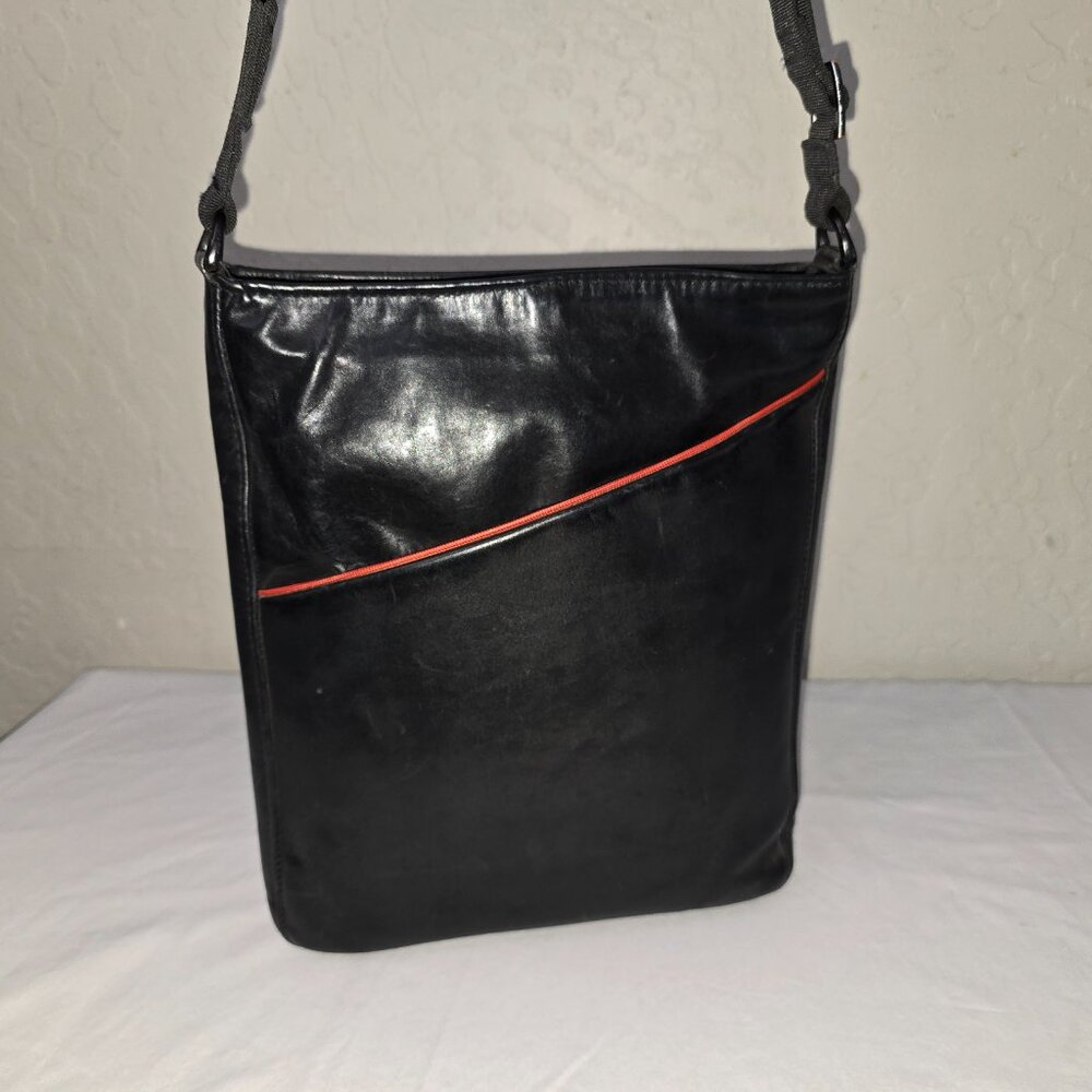 Waterfield Designs Black Leather Essential Crossbody Bag